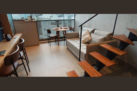 Studio à venda com 38m², 1 quarto e sem vaga Studio à venda com 38m², 1 quarto e sem vagaSala de Jantar