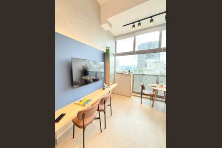 Studio à venda com 38m², 1 quarto e sem vaga Studio à venda com 38m², 1 quarto e sem vagaSala
