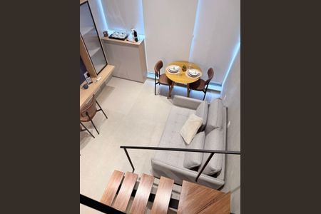 Studio à venda com 38m², 1 quarto e sem vaga Studio à venda com 38m², 1 quarto e sem vagaSala