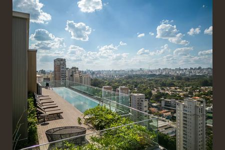 Studio à venda com 38m², 1 quarto e sem vaga Studio à venda com 38m², 1 quarto e sem vagaPiscina