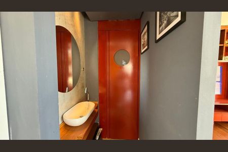 Apartamento à venda com 161m², 2 quartos e 3 vagas