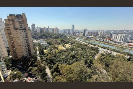 Apartamento à venda com 161m², 2 quartos e 3 vagas