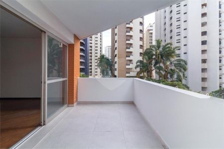Apartamento à venda com 167m², 4 quartos e 2 vagas