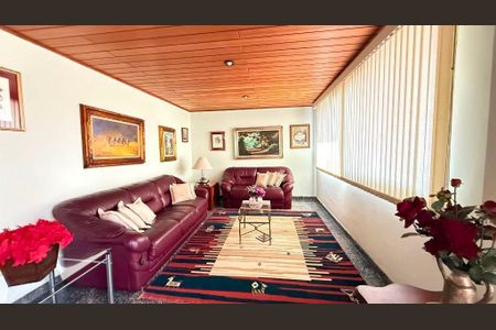 Apartamento à venda com 235m², 4 quartos e 3 vagas