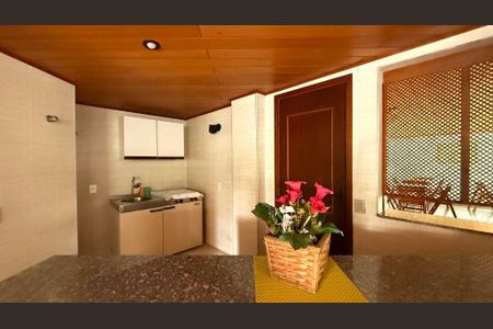 Apartamento à venda com 235m², 4 quartos e 3 vagas