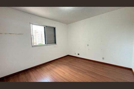 Apartamento à venda com 235m², 4 quartos e 3 vagas