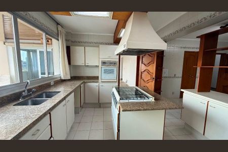 Apartamento à venda com 235m², 4 quartos e 3 vagas