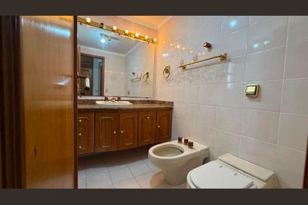 Apartamento à venda com 235m², 4 quartos e 3 vagas