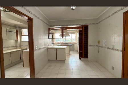 Apartamento à venda com 235m², 4 quartos e 3 vagas