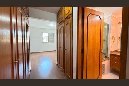 Apartamento à venda com 235m², 4 quartos e 3 vagas