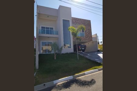 Casa à venda com 274m², 3 quartos e 4 vagas