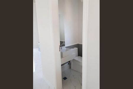 Casa à venda com 274m², 3 quartos e 4 vagas