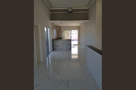 Casa à venda com 274m², 3 quartos e 4 vagas