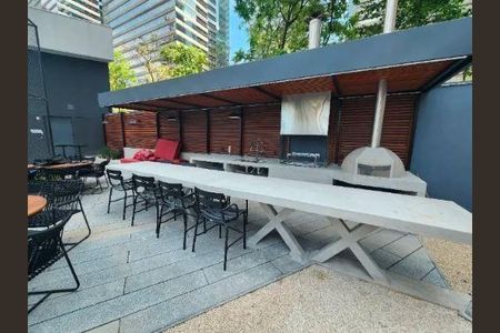 Apartamento à venda com 3 quartos, 162m² em Vila Cordeiro, São Paulo