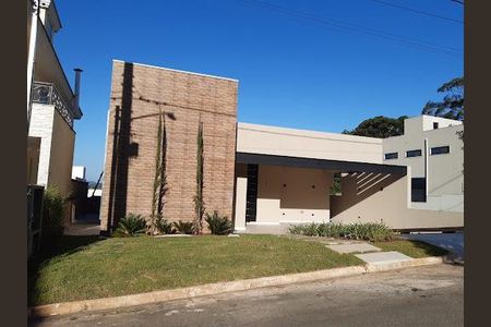 Casa à venda com 200m², 4 quartos e 4 vagas