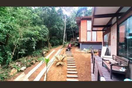 Casa à venda com 3 quartos, 250m² em Vargem Grande, Rio de Janeiro
