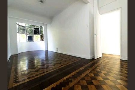 Apartamento à venda com 109m², 3 quartos e 1 vaga