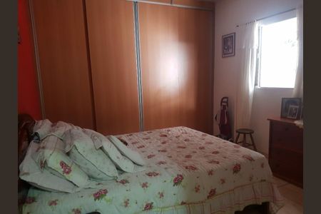 Casa à venda com 6 quartos, 272m² em Vila Sao Pedro, Santo André