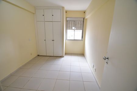 Apartamento à venda com 79m², 2 quartos e 1 vagaQuarto 2 - Suíte