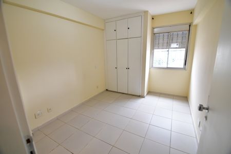 Apartamento à venda com 79m², 2 quartos e 1 vagaQuarto 2 - Suíte