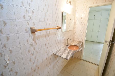 Apartamento à venda com 79m², 2 quartos e 1 vagaBanheiro Suíte
