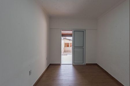 Casa à venda com 250m², 3 quartos e 2 vagas Casa à venda com 250m², 3 quartos e 2 vagasQuarto 2