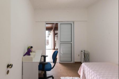 Casa à venda com 250m², 3 quartos e 2 vagas Casa à venda com 250m², 3 quartos e 2 vagasQuarto 1