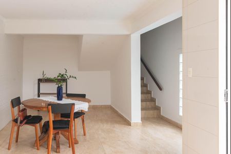 Casa à venda com 250m², 3 quartos e 2 vagas Casa à venda com 250m², 3 quartos e 2 vagasCozinha