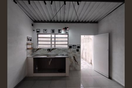 Casa para alugar com 120m², 1 quarto e 1 vaga Casa para alugar com 120m², 1 quarto e 1 vagaCozinha - Armários