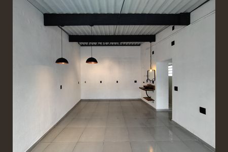 Casa para alugar com 120m², 1 quarto e 1 vaga Casa para alugar com 120m², 1 quarto e 1 vagaCozinha - Armários
