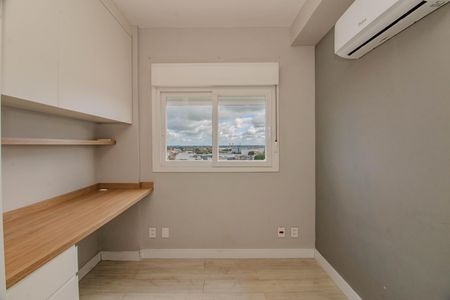 Quarto de apartamento para alugar com 2 quartos, 62m² em Navegantes, Porto Alegre