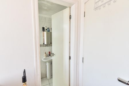 Apartamento à venda com 75m², 2 quartos e 1 vaga Apartamento à venda com 75m², 2 quartos e 1 vagaBanheiro da suíte