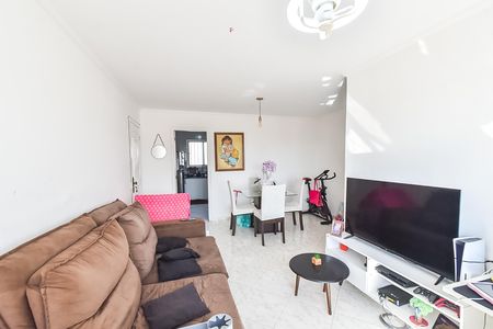 Apartamento à venda com 75m², 2 quartos e 1 vaga Apartamento à venda com 75m², 2 quartos e 1 vagaSala