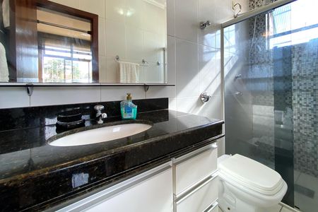Apartamento à venda com 119m², 4 quartos e 3 vagasBanheiro da Suíte 1