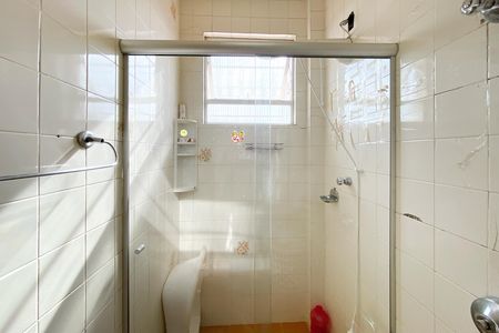 Banheiro de apartamento à venda com 4 quartos, 119m² em União, Belo Horizonte