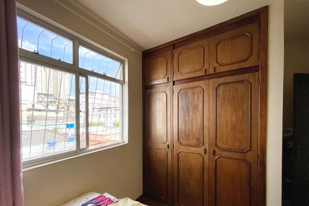 Apartamento à venda com 119m², 4 quartos e 3 vagasQuarto 2