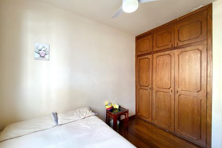 Apartamento à venda com 119m², 4 quartos e 3 vagasQuarto 4