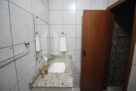 Casa para alugar com 354m², 3 quartos e 1 vagaBanheiro