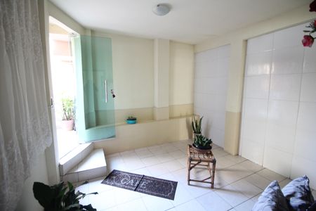 Casa para alugar com 354m², 3 quartos e 1 vagaSala