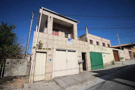 Casa para alugar com 354m², 3 quartos e 1 vagaFachada 