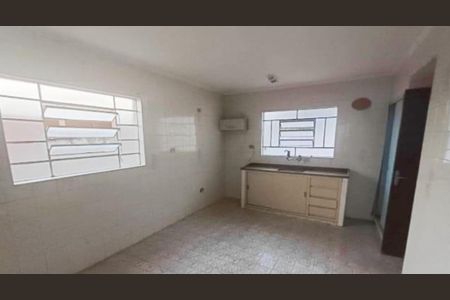 Foto 09 de casa à venda com 2 quartos, 102m² em Vila Boacava, São Paulo