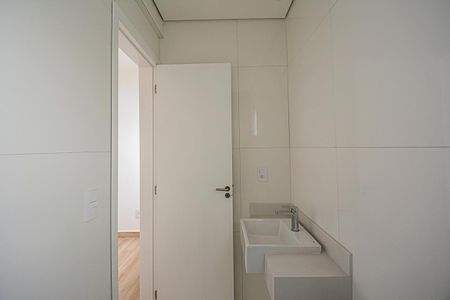 Apartamento à venda com 74m², 3 quartos e 2 vagas Apartamento à venda com 74m², 3 quartos e 2 vagasBanheiro da Suíte
