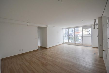 Apartamento à venda com 74m², 3 quartos e 2 vagas Apartamento à venda com 74m², 3 quartos e 2 vagasSala/Cozinha/Área de Serviço