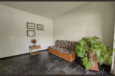 Apartamento para alugar com 70m², 2 quartos e 1 vaga