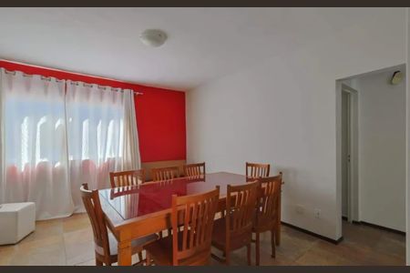 Apartamento para alugar com 70m², 2 quartos e 1 vaga