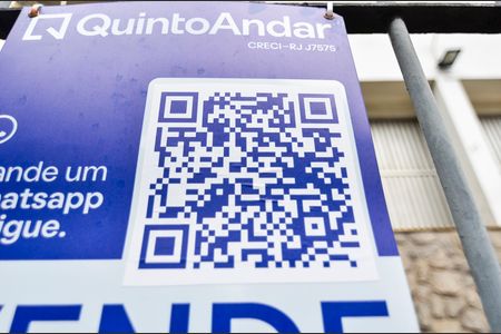 Apartamento à venda com 60m², 2 quartos e 1 vaga Apartamento à venda com 60m², 2 quartos e 1 vagaFachada