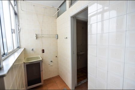 Apartamento à venda com 60m², 2 quartos e 1 vaga Apartamento à venda com 60m², 2 quartos e 1 vagaÁrea de Serviço
