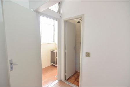 Apartamento à venda com 60m², 2 quartos e 1 vaga Apartamento à venda com 60m², 2 quartos e 1 vagaQuarto de Serviço