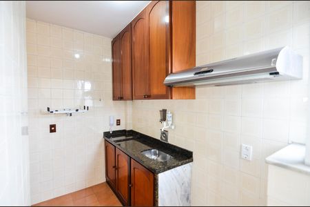 Apartamento à venda com 60m², 2 quartos e 1 vaga Apartamento à venda com 60m², 2 quartos e 1 vagaCozinha