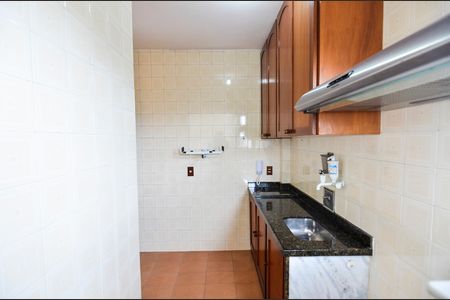 Apartamento à venda com 60m², 2 quartos e 1 vaga Apartamento à venda com 60m², 2 quartos e 1 vagaCozinha